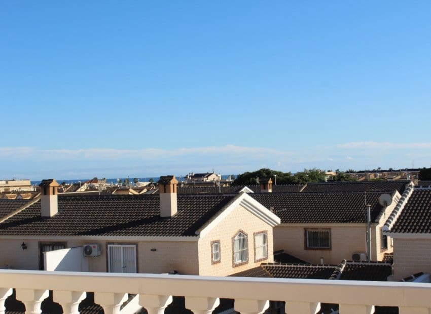 4 soveværelse Villa til salg i Torre de la Horadada med garage - € 272.000 (Ref: 9548466)