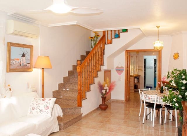 4 soveværelse Villa til salg i Torre de la Horadada, Pilar de la Horadada med garage - € 272.000 (Ref: 9548466)