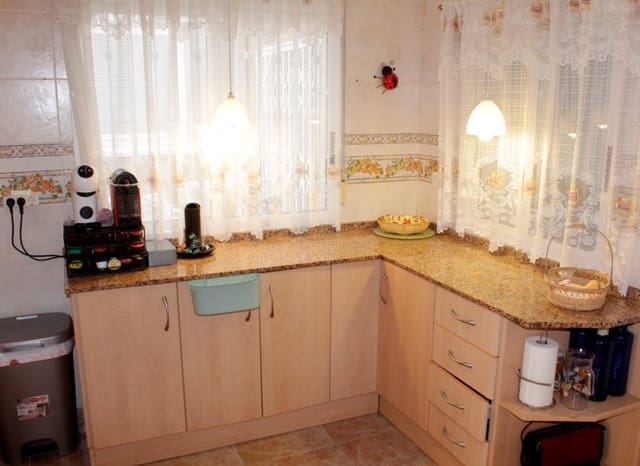 4 soveværelse Villa til salg i Torre de la Horadada, Pilar de la Horadada med garage - € 272.000 (Ref: 9548466)