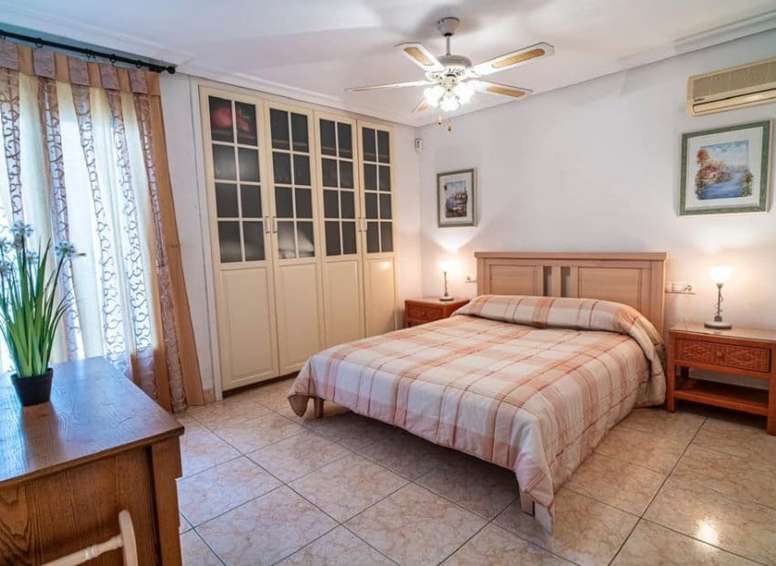 4 soverom Villa til salgs i Villamartin med svømmebasseng - € 650 000 (Ref: 9558015)