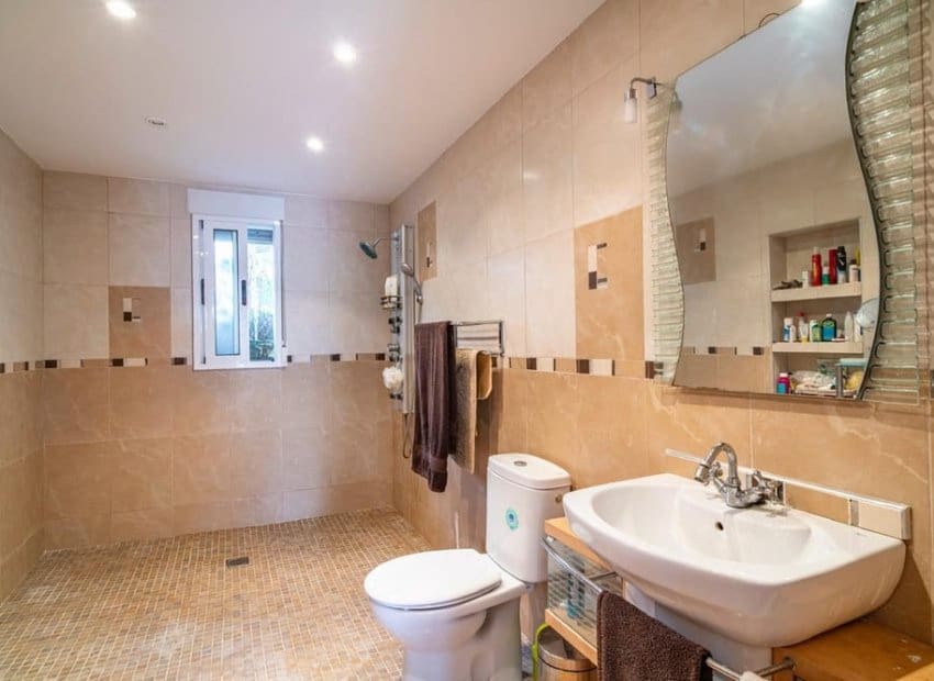 4 soverom Villa til salgs i Villamartin med svømmebasseng - € 650 000 (Ref: 9558015)