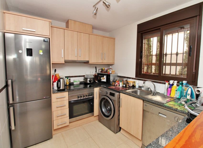 Chalet de 2 habitaciones en Villamartin en venta con piscina - 259.000 € (Ref: 9562126)