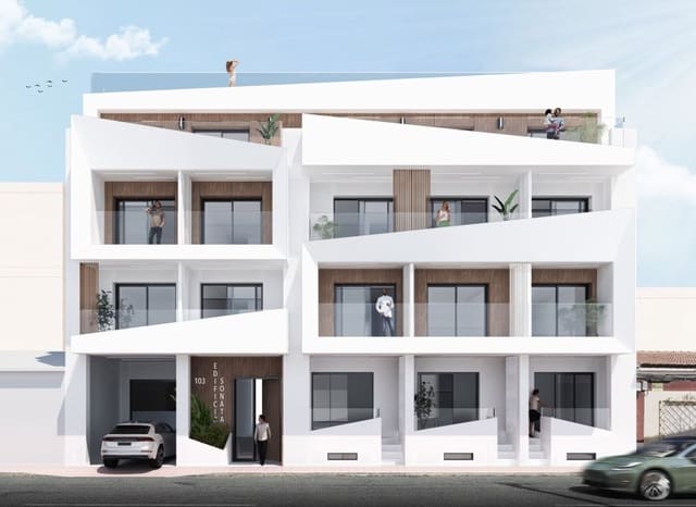 Ático de 2 habitaciones en Las Piscinas Naturales, Torrevieja en venta con piscina - 269.000 € (Ref: 9562137)