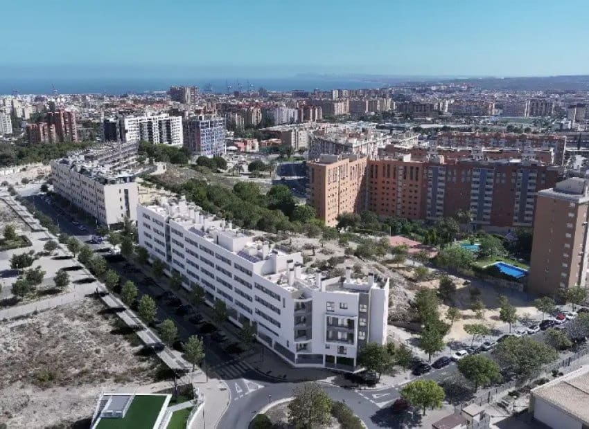 2 soveværelse Penthouse til salg i Alicante by med swimmingpool - € 312.500 (Ref: 9565473)