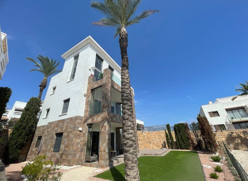 3 soveværelse Lejlighed til salg i Las Ramblas Golf med swimmingpool - € 399.000 (Ref: 9576823)