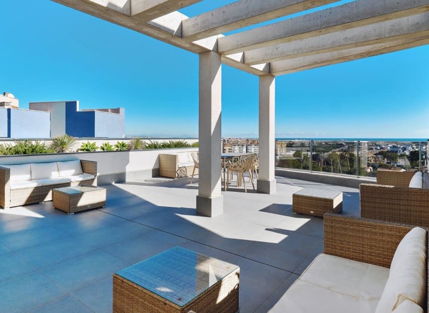 3 soveværelse Lejlighed til salg i Dehesa de Campoamor med swimmingpool - € 425.600 (Ref: 9576824)