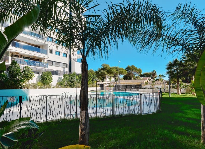 3 soveværelse Lejlighed til salg i Dehesa de Campoamor med swimmingpool - € 425.600 (Ref: 9576824)