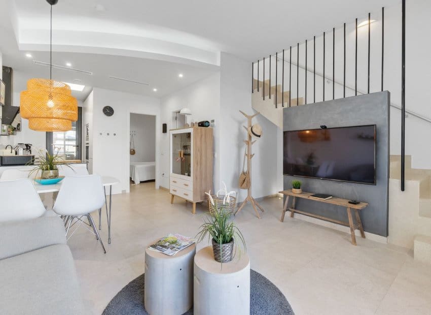 Casa de 3 habitaciones en Villamartin en venta con piscina - 325.000 € (Ref: 9576825)