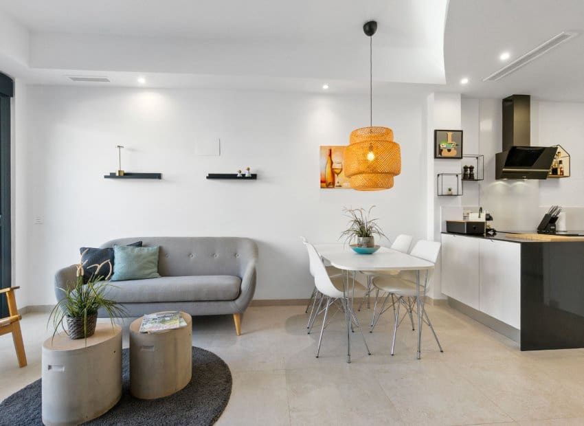 Casa de 3 habitaciones en Villamartin en venta con piscina - 325.000 € (Ref: 9576825)