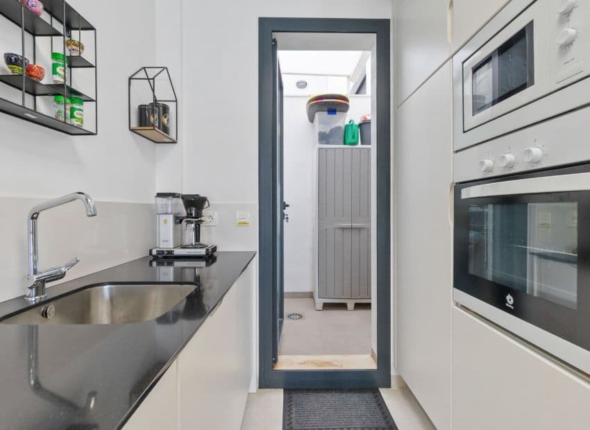 Casa de 3 habitaciones en Villamartin en venta con piscina - 325.000 € (Ref: 9576825)