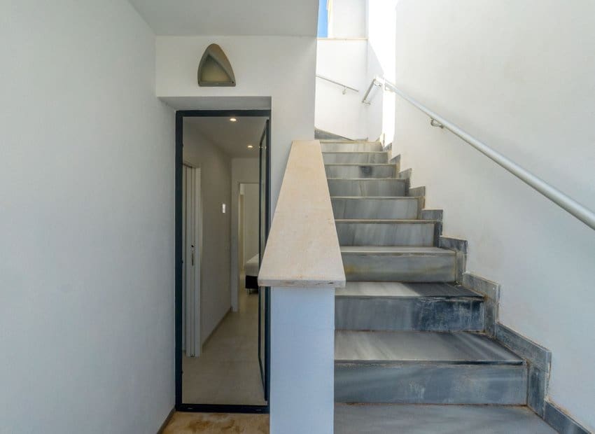 Casa de 3 habitaciones en Villamartin en venta con piscina - 325.000 € (Ref: 9576825)