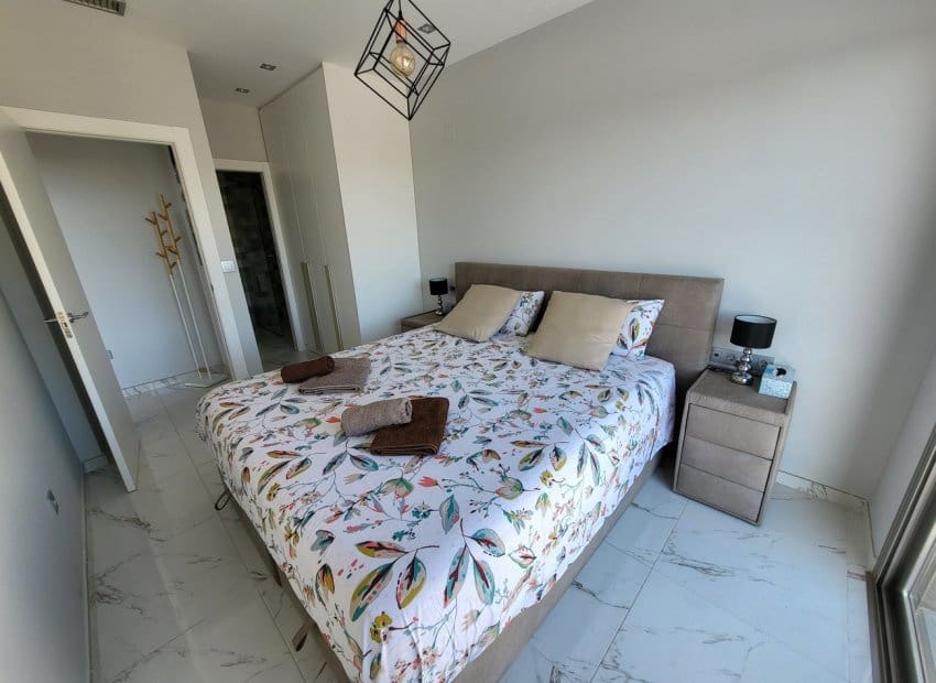 3 makuuhuone Huvila myytävänä paikassa Villamartin mukana uima-altaan - 400 000 € (Ref: 9576826)