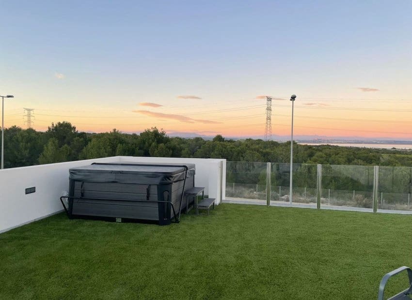 3 makuuhuone Huvila myytävänä paikassa Villamartin mukana uima-altaan - 400 000 € (Ref: 9576826)