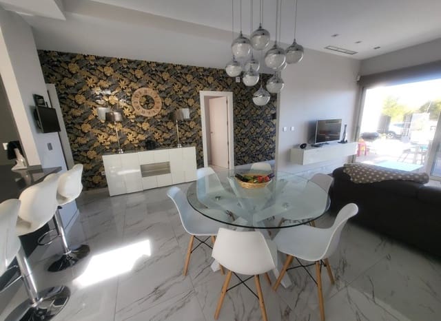 3 makuuhuone Huvila myytävänä paikassa Villamartin, Orihuela mukana uima-altaan - 400 000 € (Ref: 9576826)