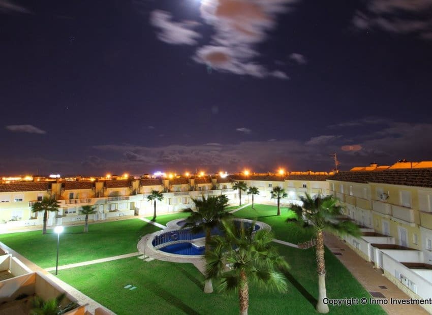 2 quarto Apartamento para venda em Orihuela Costa com piscina - 174 900 € (Ref: 9576828)