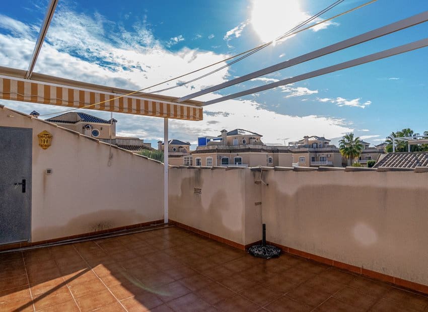 2 quarto Bungalow para venda em La Zenia com piscina - 185 000 € (Ref: 9576829)