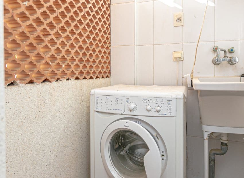 Ático de 2 habitaciones en Villamartin en venta con piscina - 139.000 € (Ref: 9599754)