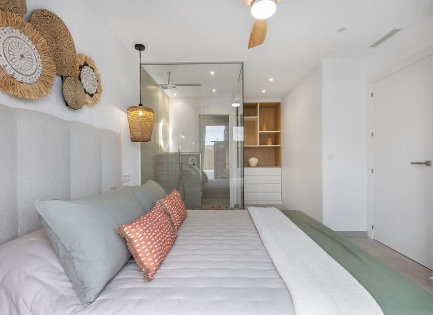 3 bedroom Villa for sale in Los Alcazares with pool - € 539,900 (Ref: 9601290)