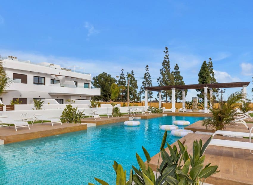 2 Zimmer Apartment zu verkaufen in Los Alcazares mit Pool - 279.900 € (Ref: 9601304)