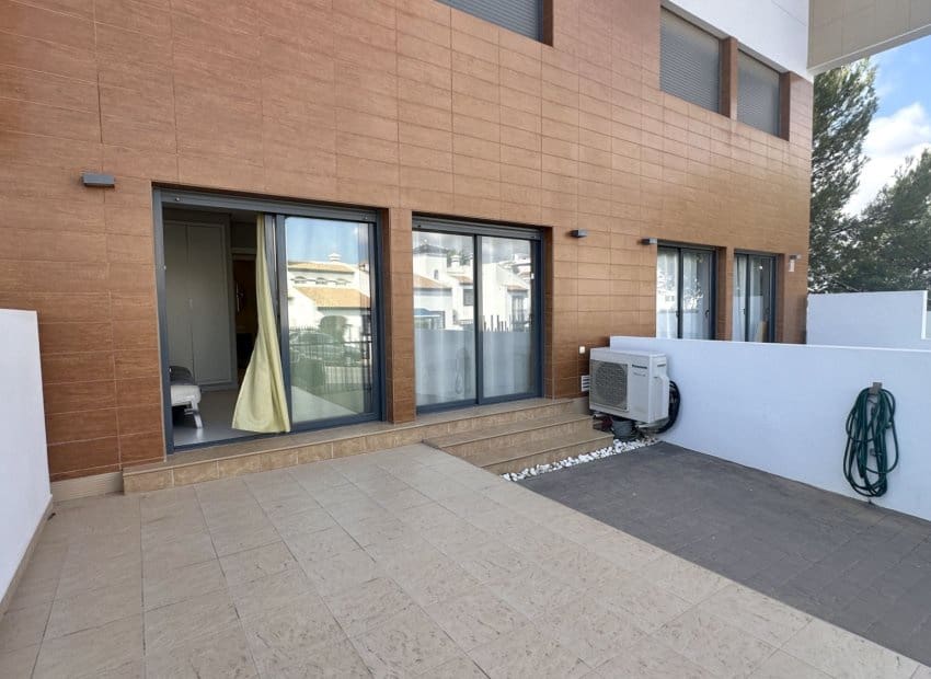 2 camera da letto Appartamento in vendita in Villamartin con piscina - 255.000 € (Rif: 9601337)