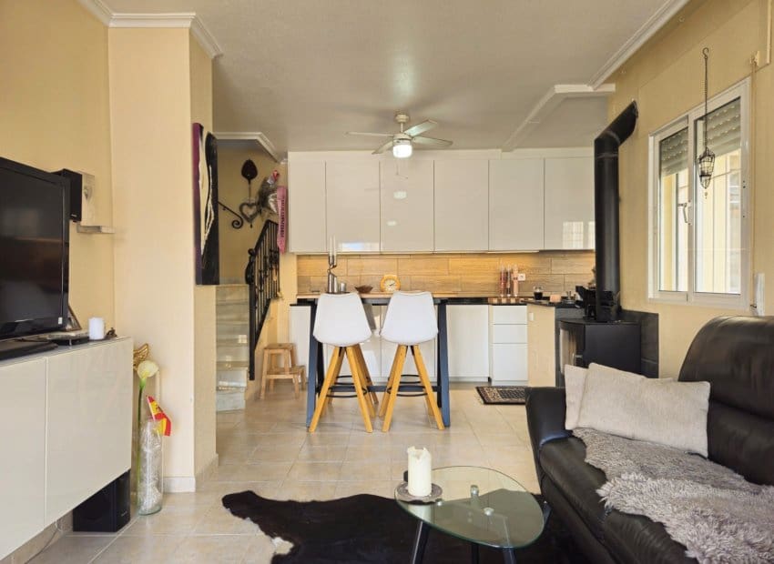 3 soverom Villa til salgs i Villamartin med svømmebasseng - € 239 000 (Ref: 9601338)