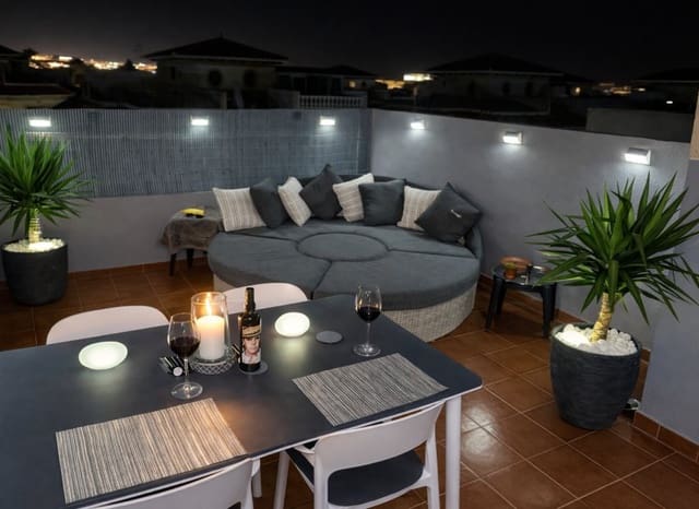 2 soverom Rekkehus til salgs i La Zenia, Orihuela med svømmebasseng - € 230 000 (Ref: 9601339)