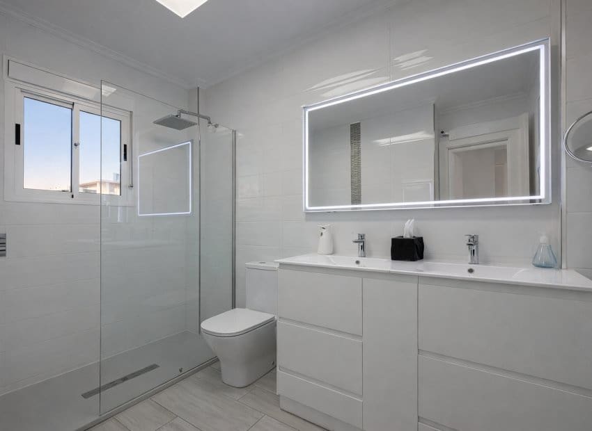 2 quarto Casa em Banda para venda em La Zenia com piscina - 230 000 € (Ref: 9601339)