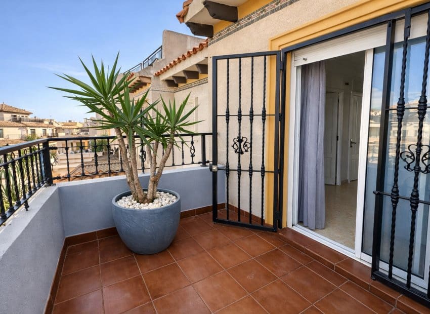 2 quarto Casa em Banda para venda em La Zenia com piscina - 230 000 € (Ref: 9601339)