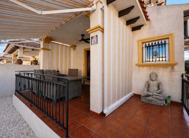 2 soverom Rekkehus til salgs i La Zenia, Orihuela med svømmebasseng - € 230 000 (Ref: 9601339)