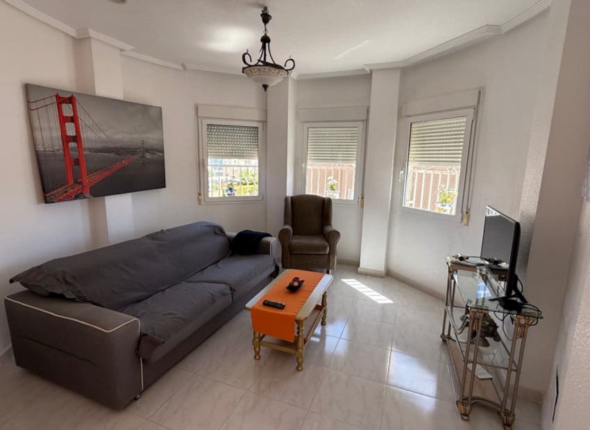 4 chambre Villa/Maison à vendre à Orihuela Costa avec piscine - 570 000 € (Ref: 9601340)