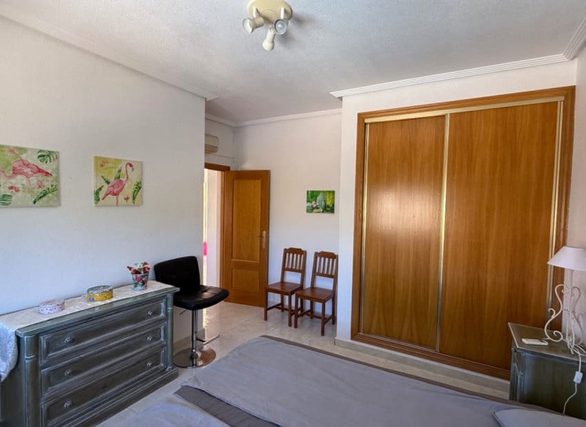 4 chambre Villa/Maison à vendre à Orihuela Costa avec piscine - 570 000 € (Ref: 9601340)