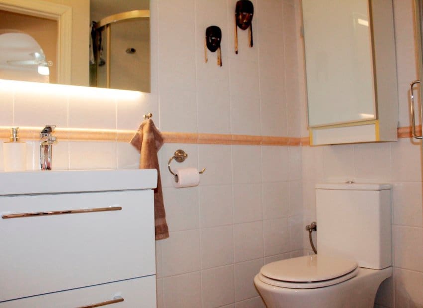 Pareado de 3 habitaciones en Villamartin en venta con piscina garaje - 239.000 € (Ref: 9619612)