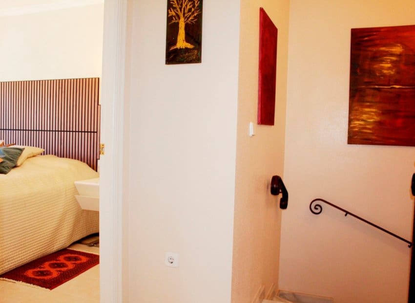 Pareado de 3 habitaciones en Villamartin en venta con piscina garaje - 239.000 € (Ref: 9619612)