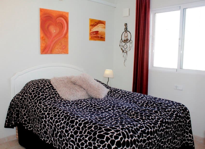 Pareado de 3 habitaciones en Villamartin en venta con piscina garaje - 239.000 € (Ref: 9619612)