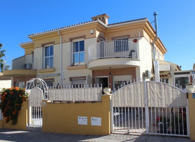 Pareado de 3 habitaciones en Villamartin, Orihuela en venta con piscina garaje - 239.000 € (Ref: 9619612)