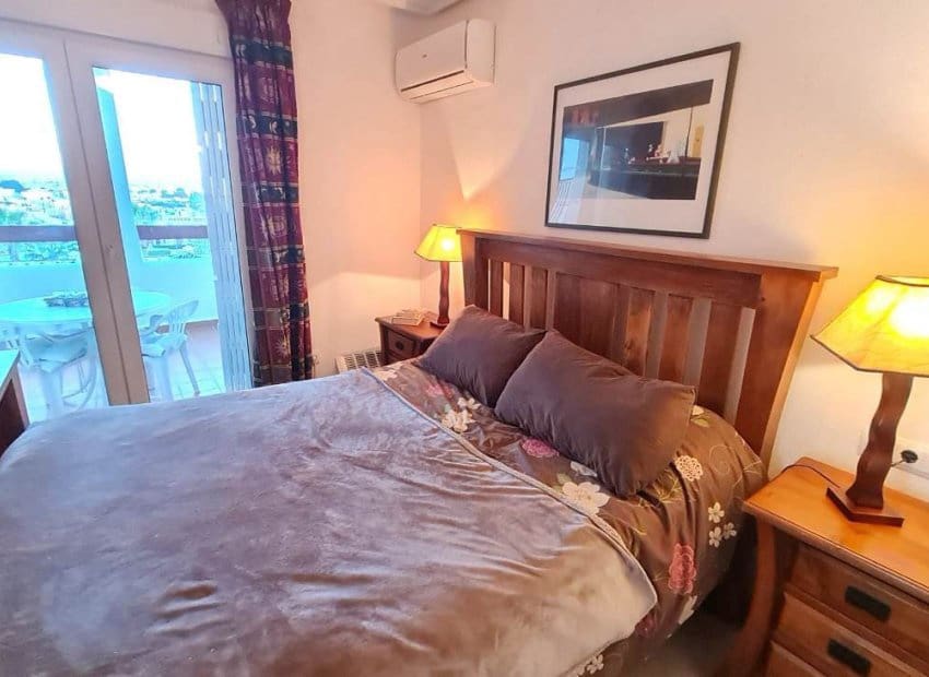 2 soveværelse Penthouse til salg i Villamartin med swimmingpool garage - € 229.900 (Ref: 9630396)