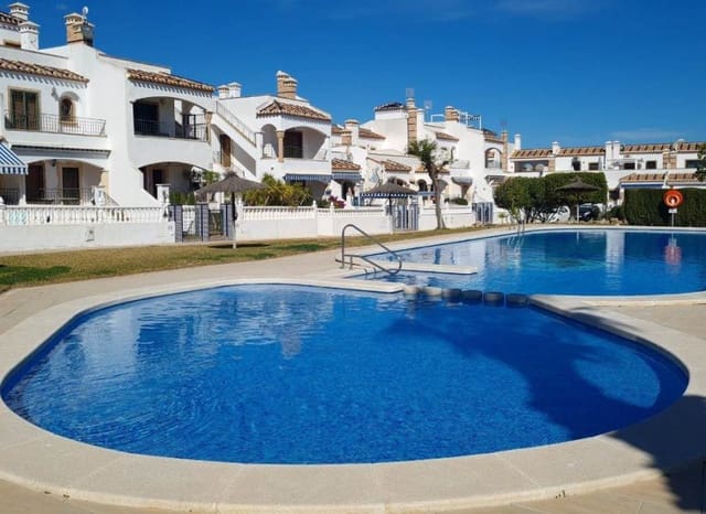 2 sovrum Takvåning till salu i Villamartin, Orihuela med pool garage - 229 900 € (Ref: 9630396)