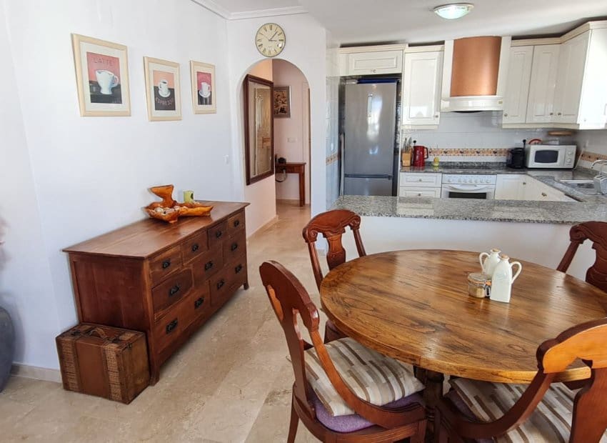 2 soverom Penthouse til salgs i Villamartin med svømmebasseng garasje - € 229 900 (Ref: 9630396)