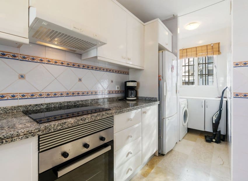 3 bedroom Villa for sale in Villamartin with pool - € 359,000 (Ref: 9637889)