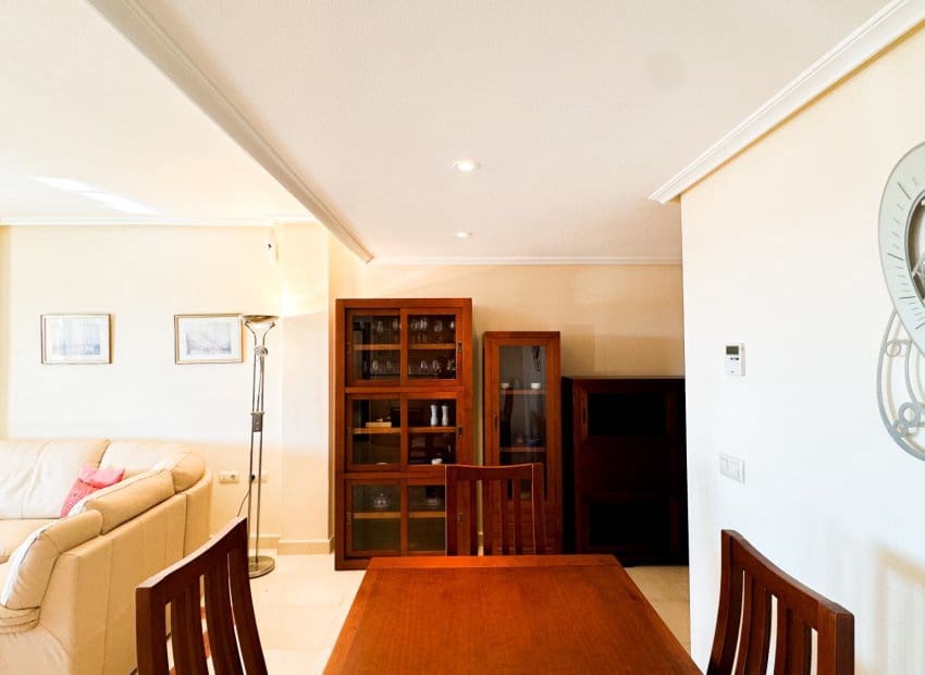 2 makuuhuone Huoneisto myytävänä paikassa Villamartin mukana uima-altaan 
autotalli - 235 000 € (Ref: 9637890)