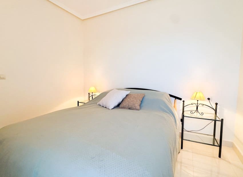 2 makuuhuone Huoneisto myytävänä paikassa Villamartin mukana uima-altaan 
autotalli - 235 000 € (Ref: 9637890)