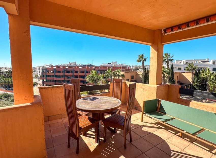 2 makuuhuone Huoneisto myytävänä paikassa Villamartin mukana uima-altaan 
autotalli - 235 000 € (Ref: 9637890)