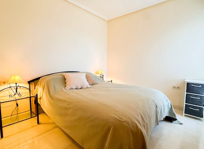 2 makuuhuone Huoneisto myytävänä paikassa Villamartin mukana uima-altaan 
autotalli - 235 000 € (Ref: 9637890)