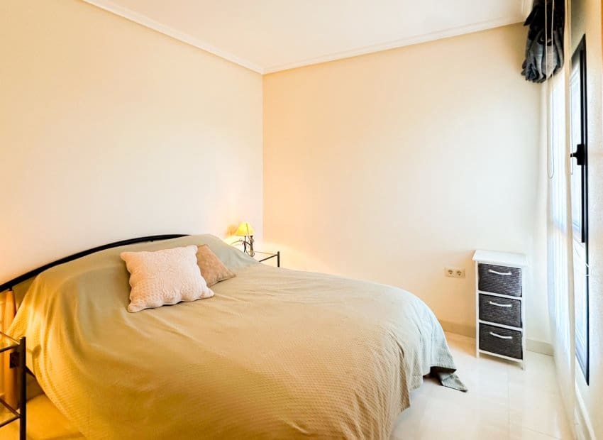 2 makuuhuone Huoneisto myytävänä paikassa Villamartin mukana uima-altaan 
autotalli - 235 000 € (Ref: 9637890)