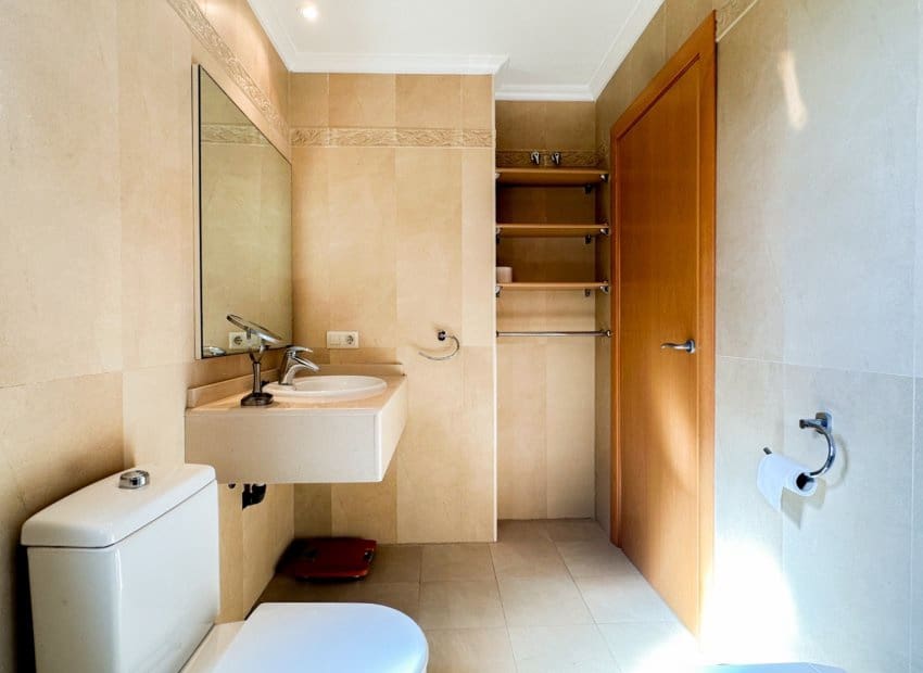 2 makuuhuone Huoneisto myytävänä paikassa Villamartin mukana uima-altaan 
autotalli - 235 000 € (Ref: 9637890)