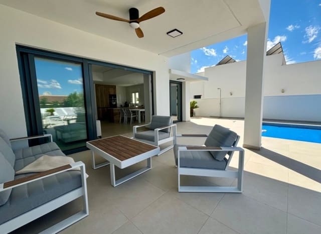 3 chambre Villa/Maison à vendre à Ciudad Quesada, Rojales avec piscine garage - 479 000 € (Ref: 9637901)