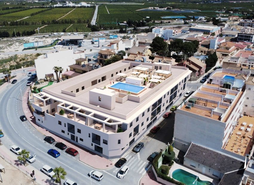 Apartamento de 2 habitaciones en San Miguel de Salinas en venta con piscina - 190.000 € (Ref: 9637913)