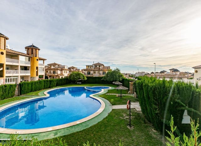 2 bedroom Apartment for sale in La Zenia, Orihuela with pool - € 155,000 (Ref: 9637915)