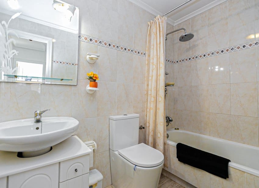 2 chambre Villa/Maison à vendre à Pilar de la Horadada avec piscine - 235 000 € (Ref: 9637916)