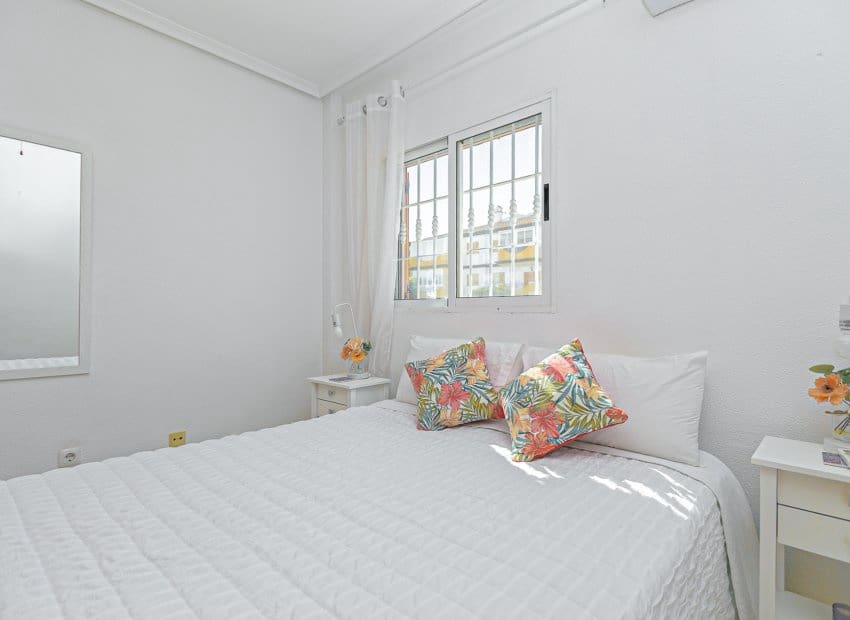 2 chambre Villa/Maison à vendre à Pilar de la Horadada avec piscine - 235 000 € (Ref: 9637916)